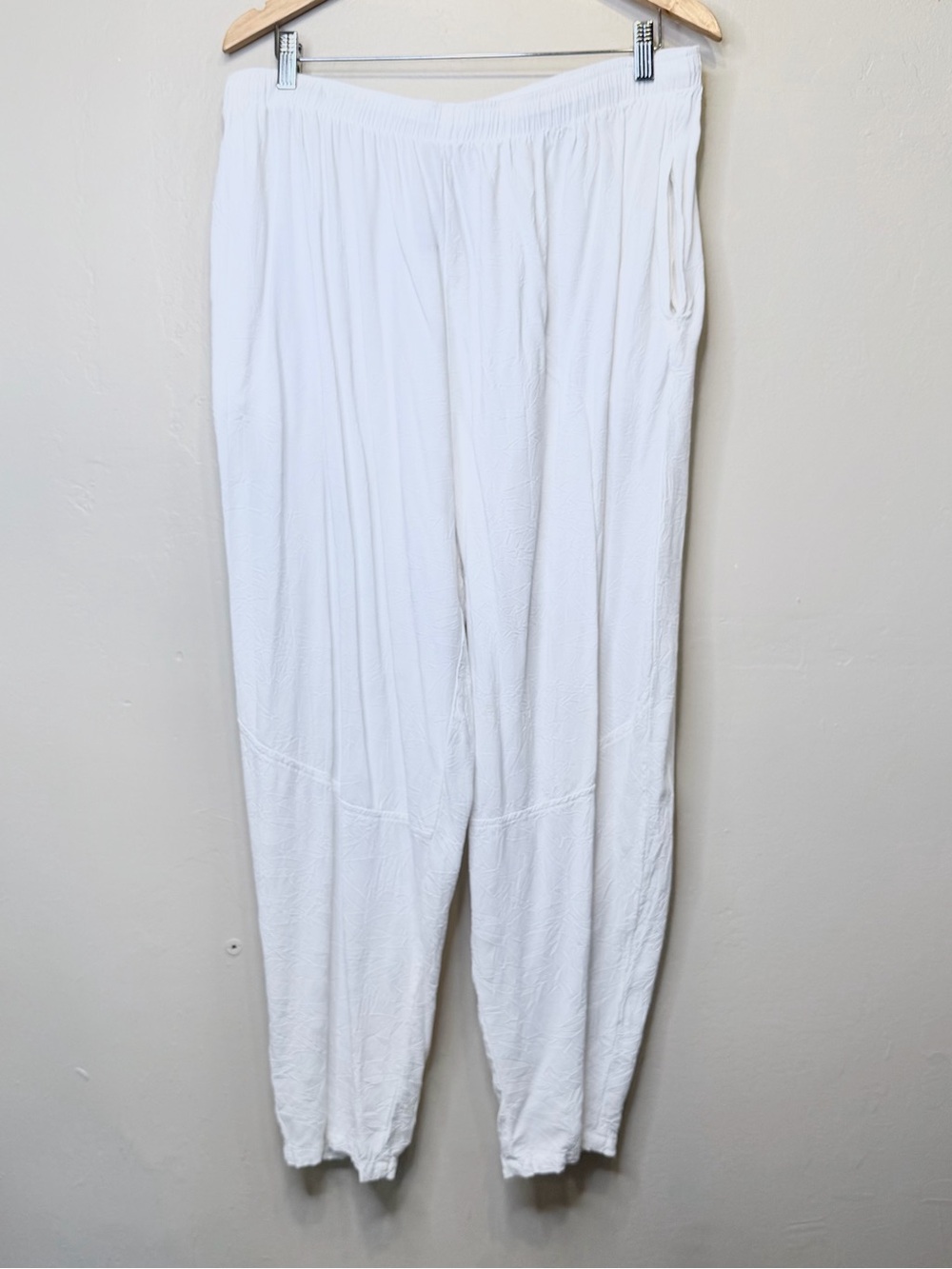 Jams World | VTG White Textured Lightweight Parachute Wide-Leg Drawstring Pants - Picture 2 of 12